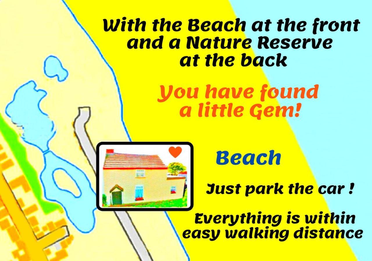 Romantic Lakeside Cottage By The Beach! With Super Cosy Log Burner! The Perfect Escape To Your Home From Home By The Sea! So Relaxing - You Won'T Want To Leave! Pet Friendly! 梅布尔索普 外观 照片